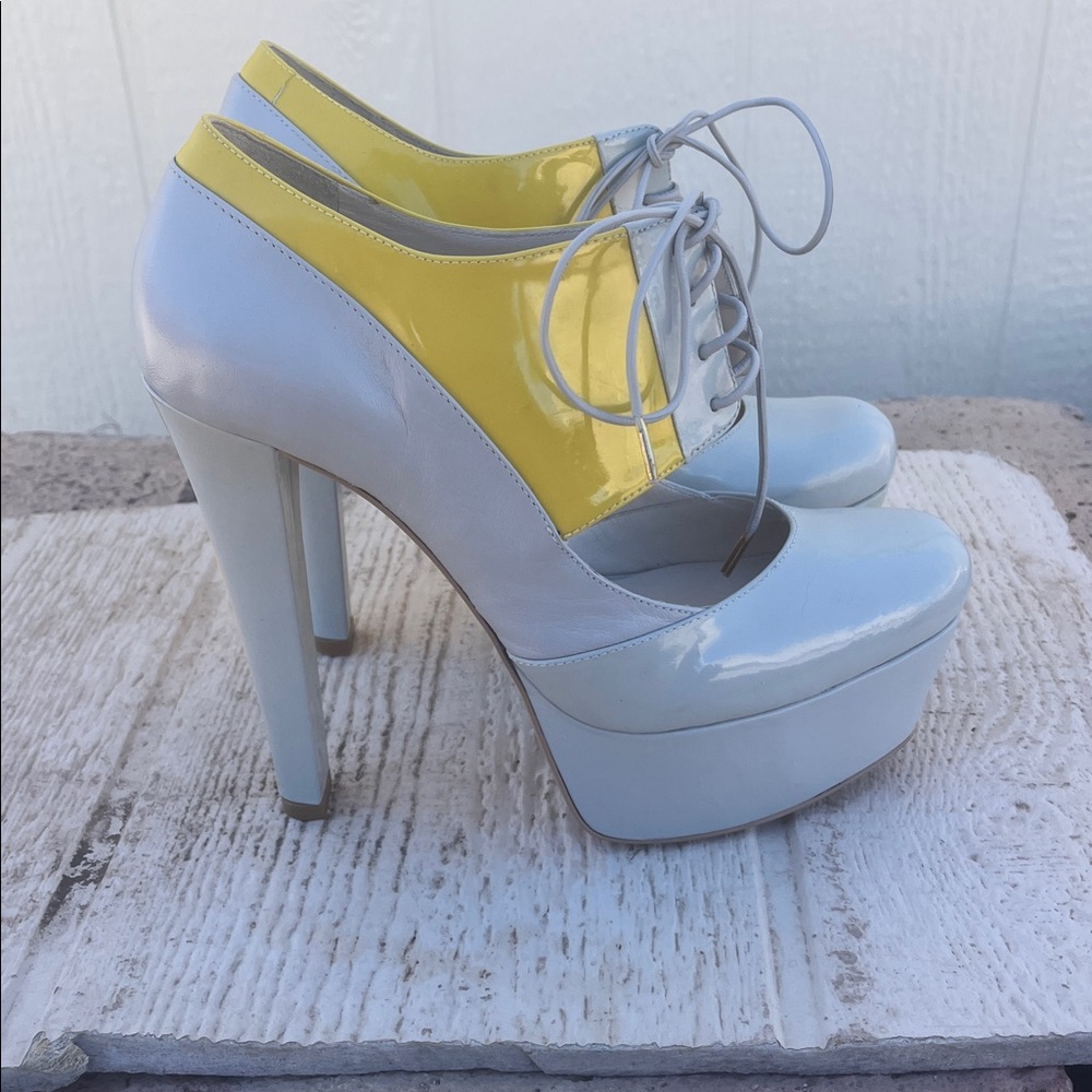 ALEPEL by Adriana architectural lace-up colorblock platform heels size 9